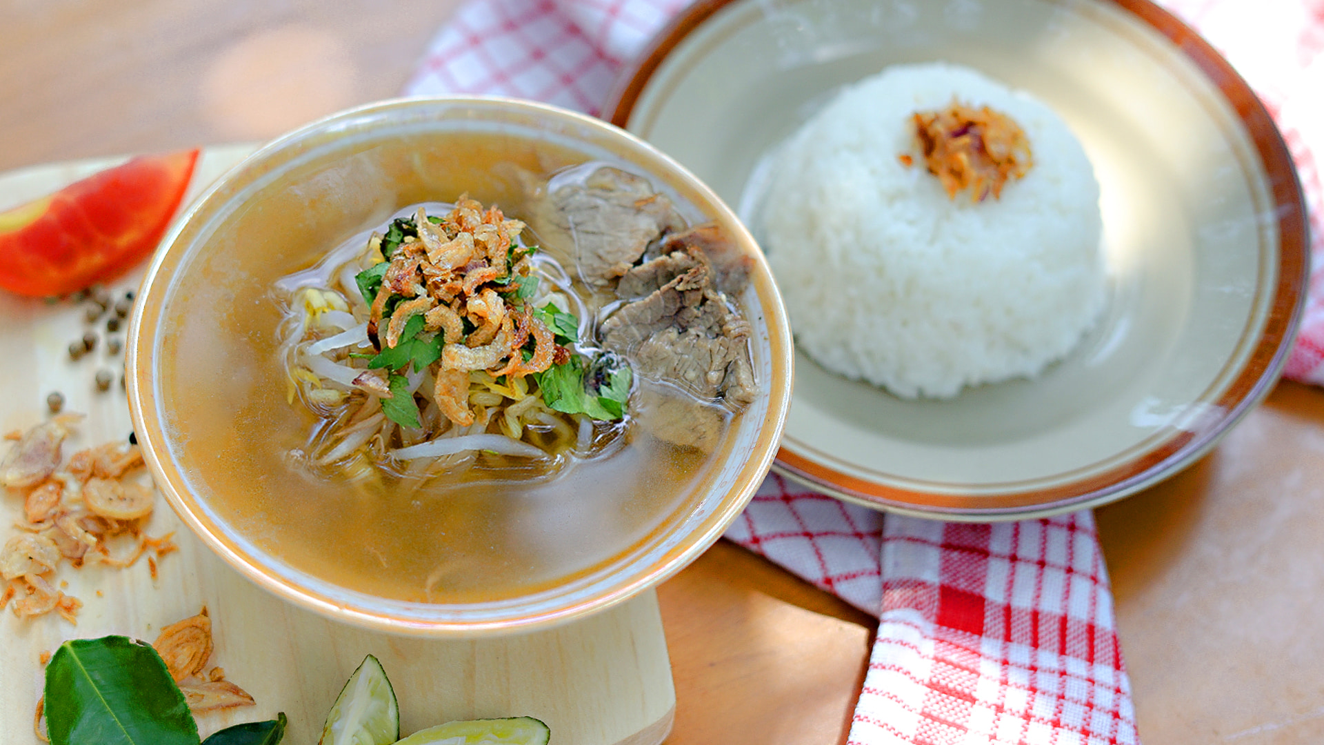 Soto daging sapi khas SSB Hj. Hesti